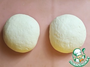 Батон с ветчиной, чесноком и зеленью