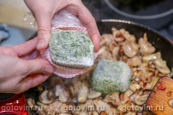 Жареная свинина с грибами и перцем чили Жареная свинина с грибами и перцем чили