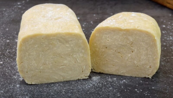 Сочный пирог с курицей: обалденно вкусный. По-другому и не скажешь Сочный пирог с курицей: обалденно вкусный. По-другому и не скажешь