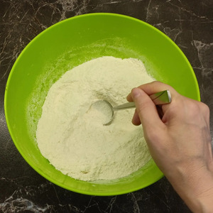 Пирог с абрикосами и сливами