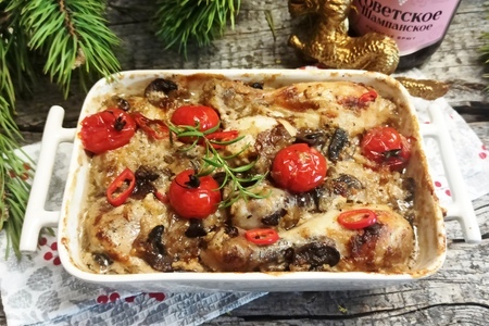 Запеченные куриные голени в сливочно-грибном соусе Запеченные куриные голени в сливочно-грибном соусе