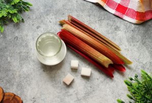 Настойка из ревеня Настойка из ревеня