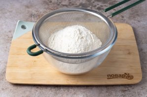 Имбирные новогодние пряники с глазурью Имбирные новогодние пряники с глазурью