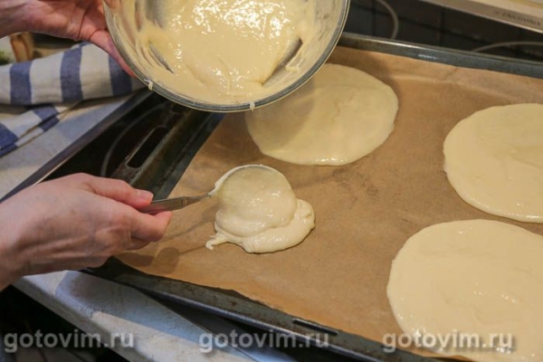 Пицца на кефире с беконом и фрикадельками