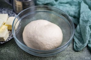 Домашнее слоеное дрожжевое тесто на молоке Домашнее слоеное дрожжевое тесто на молоке