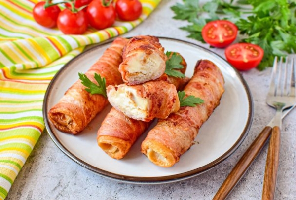 Рулеты с беконом Рулеты с беконом