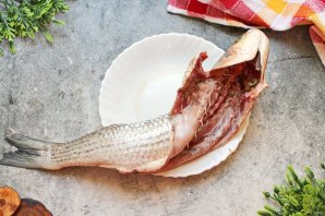 Кефаль, запеченная в духовке Кефаль, запеченная в духовке