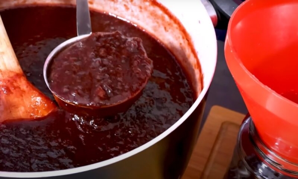 Настоящее чудо в банке: домашнее сливовое варенье, которое хранится более 2 лет. Остаётся вкусным, как в первый день! Настоящее чудо в банке: домашнее сливовое варенье, которое хранится более 2 лет. Остаётся вкусным, как в первый день!