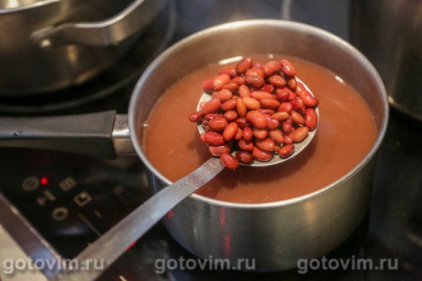 Салат из красной фасоли с маринованной морковью и сладким перцем Салат из красной фасоли с маринованной морковью и сладким перцем
