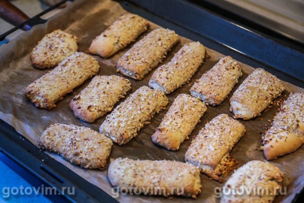 Язычки с орехами из теста на кефире Язычки с орехами из теста на кефире