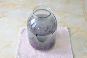 Компот из черной смородины на зиму на 3 литровую банку