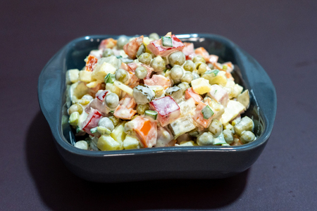 Салат с ветчиной и болгарским перцем