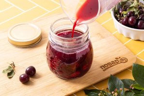 Консервированные вишни Консервированные вишни