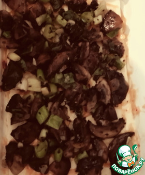 Пирог с грибами и соусом чили Пирог с грибами и соусом чили