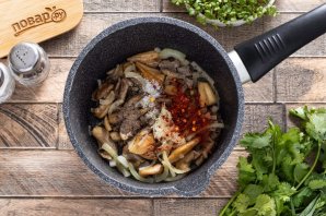 Чакапули из грибов Чакапули из грибов