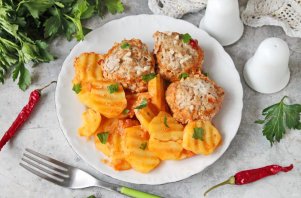 Рис с фаршем и картофелем Рис с фаршем и картофелем