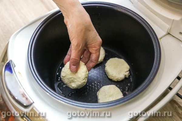 Сырники в мультиварке Сырники в мультиварке