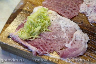 Мясные рулетики с кабачками,сыром и картошкой Мясные рулетики с кабачками,сыром и картошкой