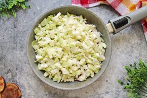 Тушеная капуста с мясом Тушеная капуста с мясом