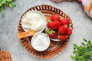 Диетический десерт из клубники Диетический десерт из клубники