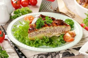 Запеканка из кабачков с картошкой и фаршем в духовке Запеканка из кабачков с картошкой и фаршем в духовке