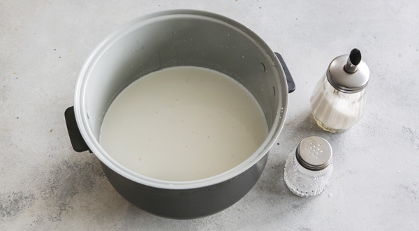 Манная каша в мультиварке на молоке, пошаговый рецепт с фото на 340 ккал