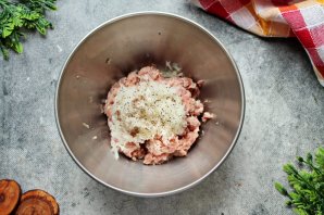 Голубцы ленивые в сметанном соусе Голубцы ленивые в сметанном соусе