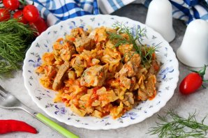 Тушеная капуста с мясом Тушеная капуста с мясом