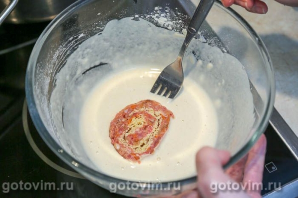 Котлеты-рулетики из фарша с сыром в темпуре Котлеты-рулетики из фарша с сыром в темпуре