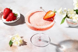 Алкогольный коктейль в блендере Алкогольный коктейль в блендере