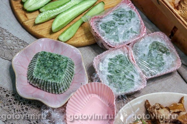 Заморозка из зелени со сметаной для окрошки Заморозка из зелени со сметаной для окрошки