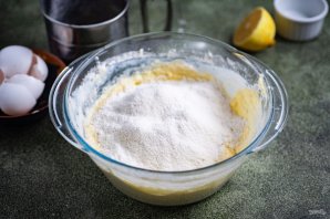 Простой и вкусный кекс Простой и вкусный кекс