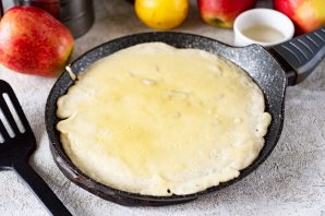 Блинчики с яблоками Блинчики с яблоками