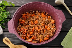 Тушеная картошка с фаршем Тушеная картошка с фаршем