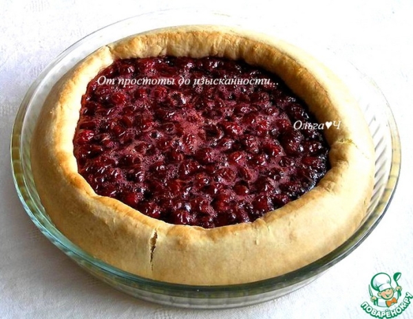 Открытый пирог с вишней Открытый пирог с вишней