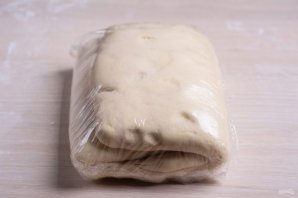 Домашнее слоеное дрожжевое тесто на молоке Домашнее слоеное дрожжевое тесто на молоке