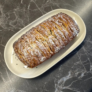 Кекс с яблоками