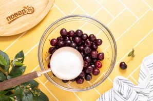 Вишневое варенье с ромом