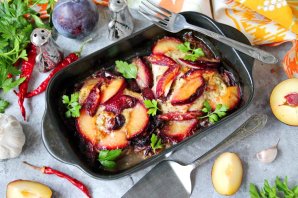 Индейка со сливами в духовке Индейка со сливами в духовке