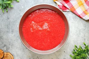 Клубника, протертая в сиропе Клубника, протертая в сиропе