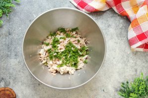 Салат с ананасами Салат с ананасами