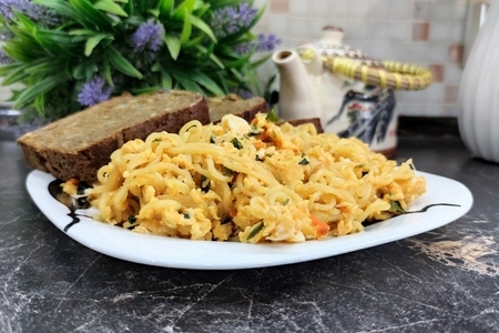 Омлет с лапшой б/п на завтрак. Омлет с лапшой б/п на завтрак.