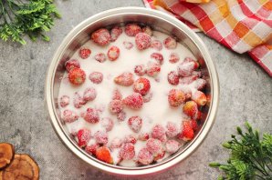 Клубничное варенье на зиму Клубничное варенье на зиму