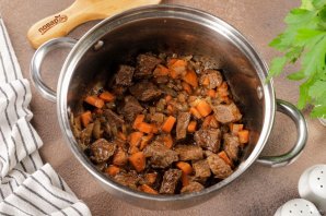 Суп с говядиной и картошкой Суп с говядиной и картошкой