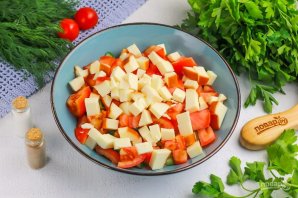 Салат из колбасного сыра Салат из колбасного сыра