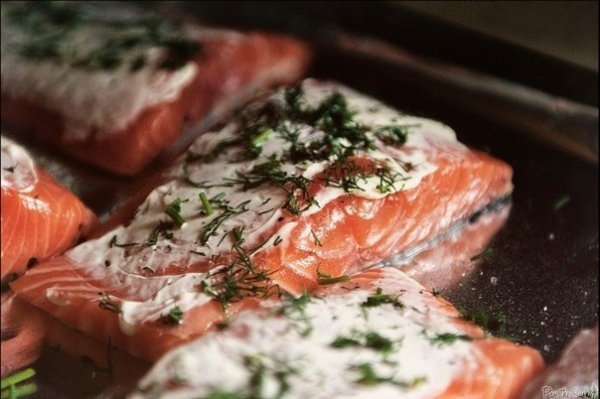 Филе лосося запеченное с лимоном Филе лосося запеченное с лимоном