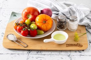 Сладкий салат из помидоров Сладкий салат из помидоров