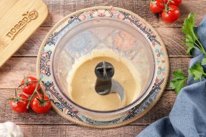 Салат "Цезарь" с креветками классический простой Салат "Цезарь" с креветками классический простой