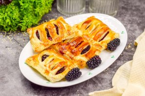 Слойки с ежевикой Слойки с ежевикой