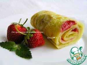 Блинные роллы с бананом и клубникой Блинные роллы с бананом и клубникой